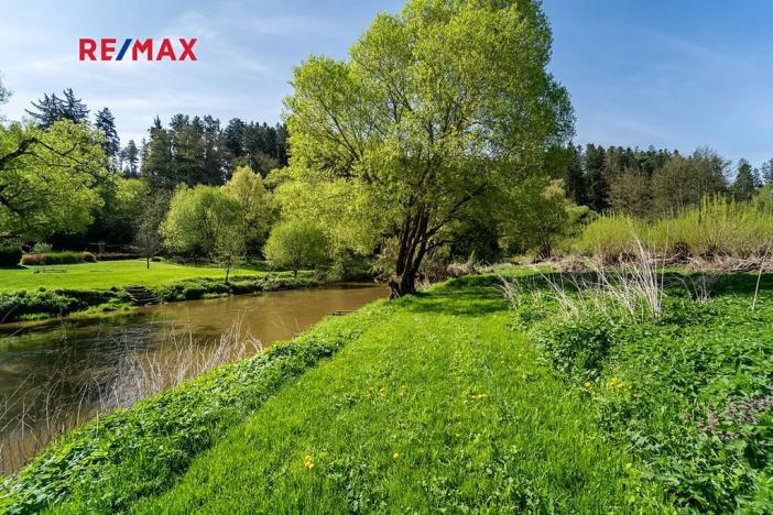 Prodej pozemku, Vlastějovice, 2100 m2