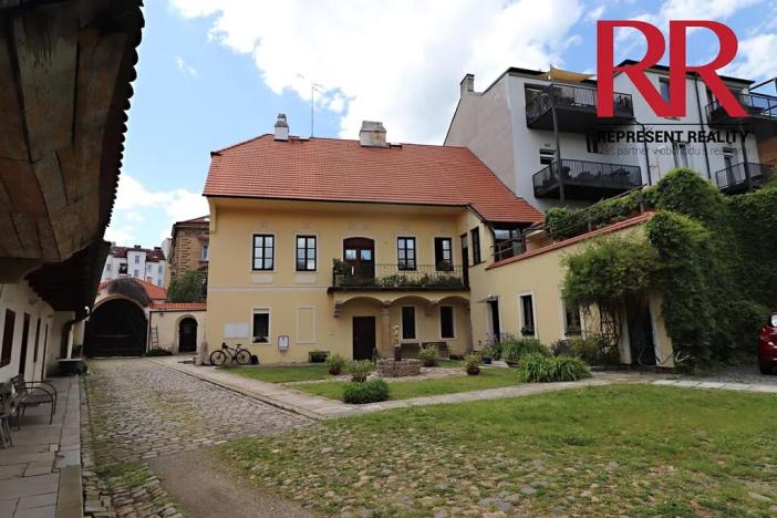 Prodej ubytování, Plzeň, Na Roudné, 1027 m2