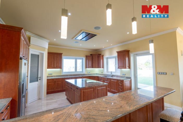 Prodej rodinného domu, Louny, Březinova, 429 m2