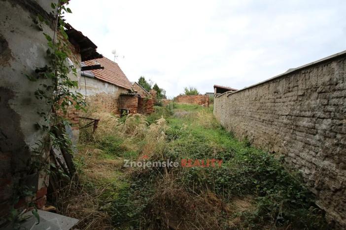 Prodej pozemku pro bydlení, Hodonice, U Kostela, 471 m2