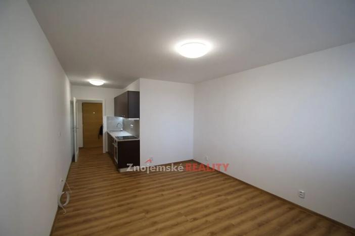 Pronájem bytu 1+kk, Znojmo, Krylova, 30 m2