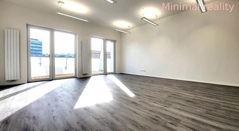 Pronájem kanceláře, Brno, Komárovská, 61 m2