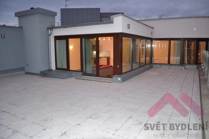 Pronájem bytu 2+kk, Praha - Jinonice, V zářezu, 93 m2