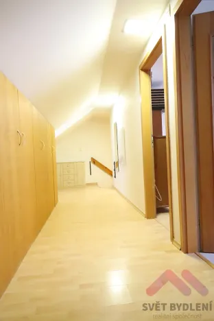 Pronájem bytu 3+kk, Brandýs nad Labem-Stará Boleslav, Masarykovo náměstí, 97 m2