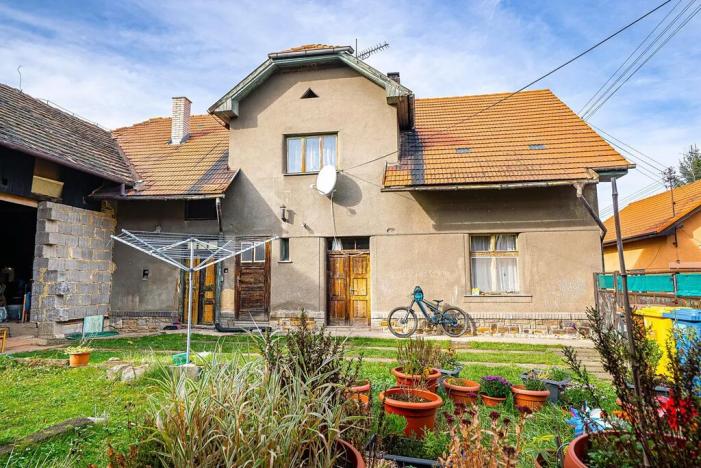 Prodej rodinného domu, Lochovice, 180 m2