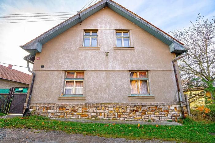 Prodej rodinného domu, Lochovice, 180 m2