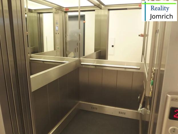 Pronájem bytu 1+kk, Liberec, Na Perštýně, 42 m2