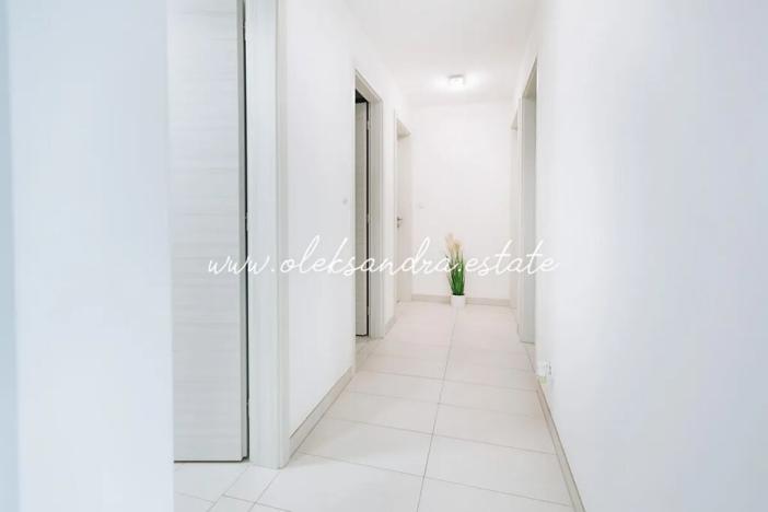 Pronájem bytu 4+kk, Praha - Letňany, Nepomuckých, 106 m2