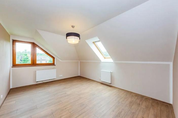 Prodej rodinného domu, Buš, 271 m2