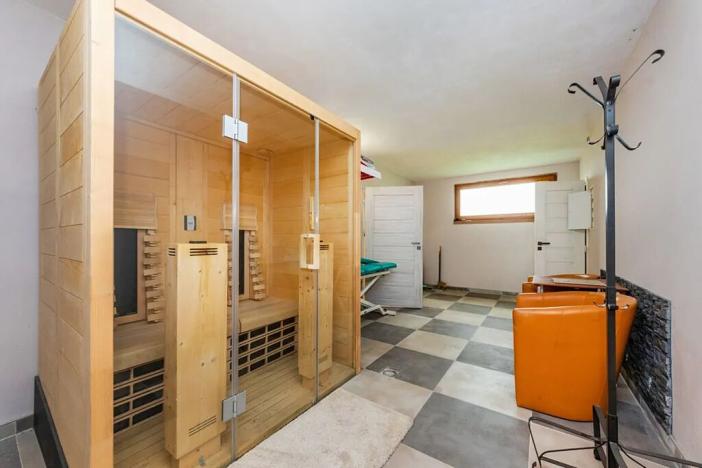 Prodej rodinného domu, Buš, 271 m2