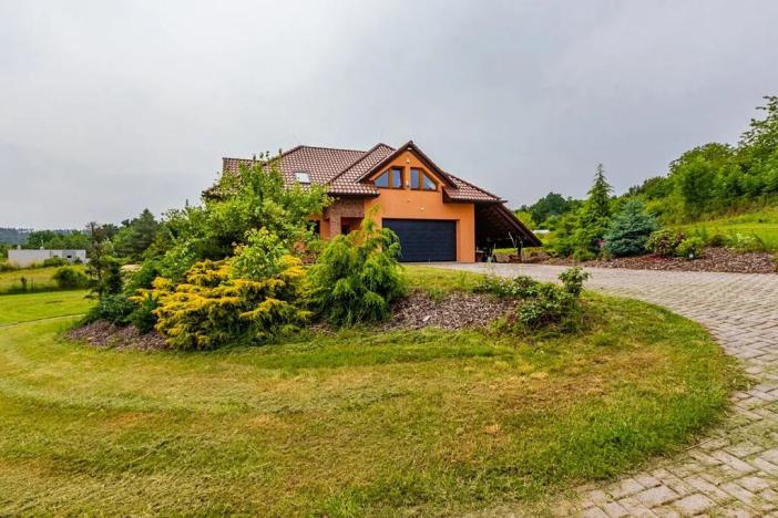 Prodej rodinného domu, Buš, 271 m2