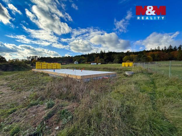 Prodej pozemku pro bydlení, Klučenice - Kamenice, 1708 m2