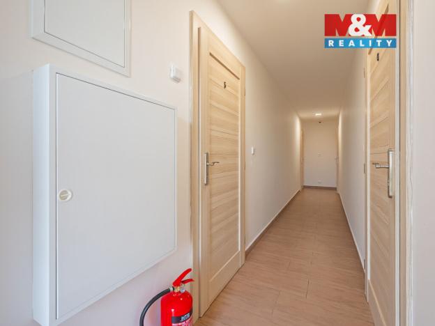 Pronájem komerční nemovitosti, Divišov, Dalovská, 14 m2