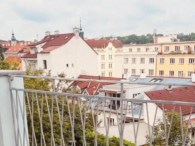 Pronájem bytu 2+kk, Praha - Břevnov, 8. listopadu, 81 m2