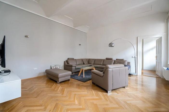 Prodej bytu 2+1, Praha - Nové Město, Soukenická, 78 m2