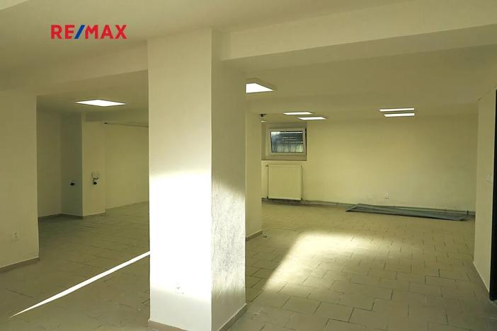 Pronájem obchodního prostoru, Praha - Čimice, Na průhonu, 150 m2