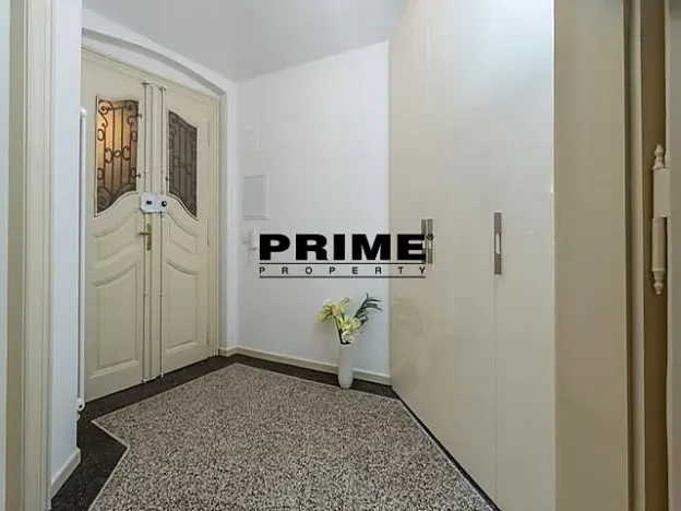 Pronájem obchodního prostoru, Praha - Staré Město, Martinská, 76 m2