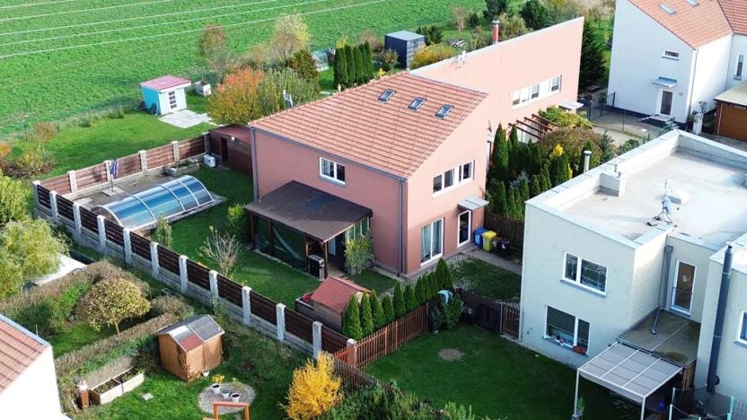 Prodej rodinného domu, Jenštejn, Zlatnická, 137 m2