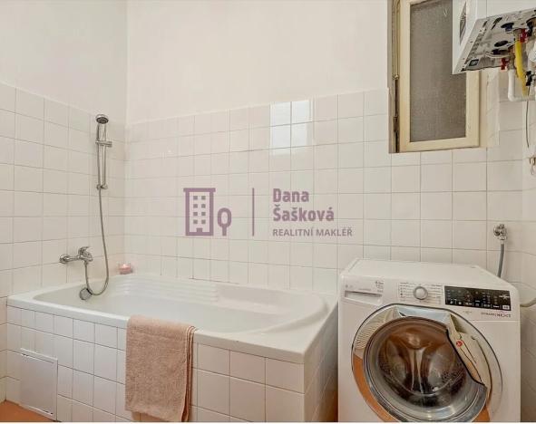 Pronájem bytu 3+1, Jindřichův Hradec, Komenského, 91 m2