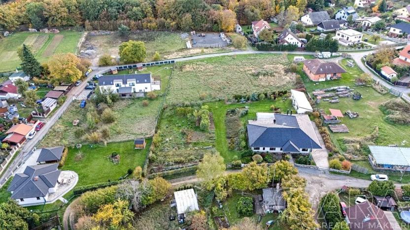 Prodej pozemku pro bydlení, Kamenice, 1421 m2