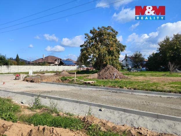 Prodej pozemku pro bydlení, Hořín - Brozánky, 992 m2