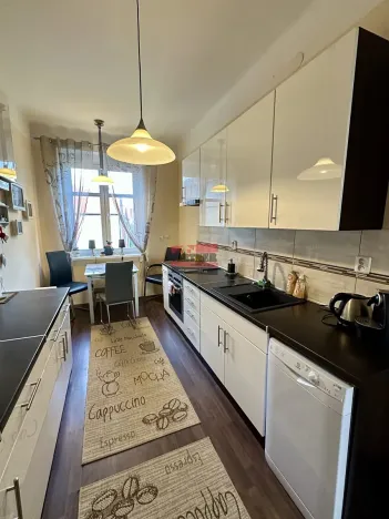 Prodej činžovního domu, Praha - Hloubětín, Poděbradská, 645 m2