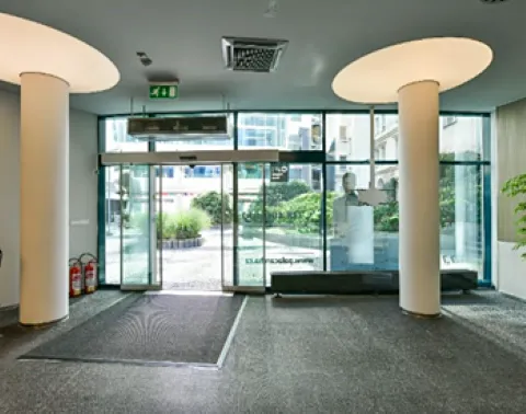 Pronájem obchodního prostoru, Praha, Na Poříčí, 128 m2