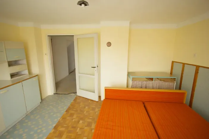 Prodej rodinného domu, Týn nad Vltavou, náměstí Míru, 151 m2