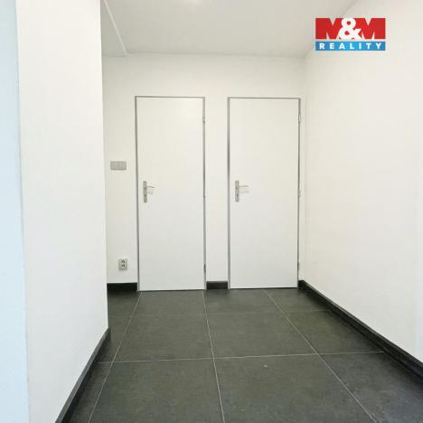 Pronájem bytu 1+1, Ostrava - Poruba, Čs. exilu, 38 m2