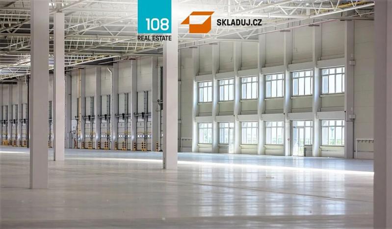 Pronájem skladu, Syrovice, 12667 m2