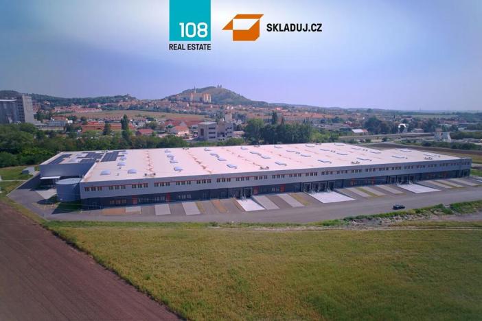 Pronájem skladu, Mikulov, Nádražní, 1000 m2