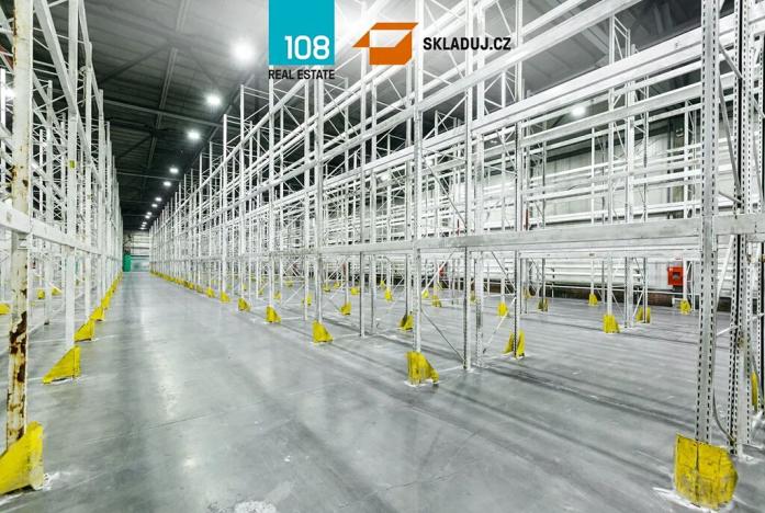 Pronájem skladu, Pardubice, Dělnická, 25770 m2