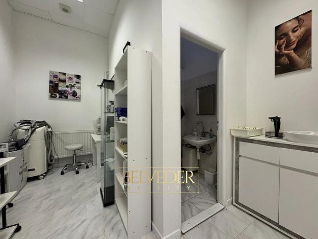 Pronájem obchodního prostoru, Teplice, 28. října, 50 m2