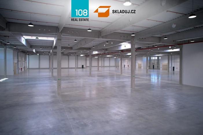 Pronájem skladu, Mikulov, Nádražní, 8000 m2