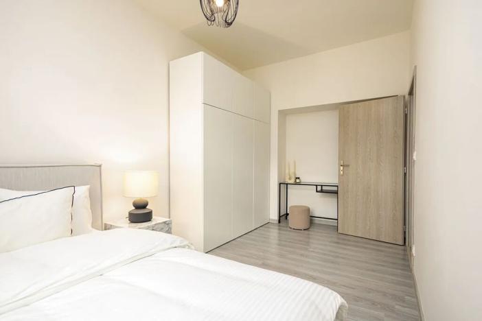 Pronájem bytu 2+kk, Praha - Vršovice, Košická, 36 m2