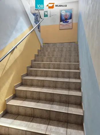 Pronájem skladu, Rožnov pod Radhoštěm, Televizní, 416 m2