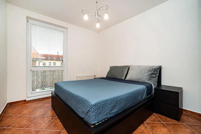 Pronájem bytu 2+kk, Praha - Modřany, Komořanská, 47 m2