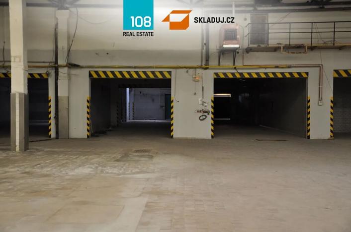 Pronájem skladu, Chomutov, 1300 m2