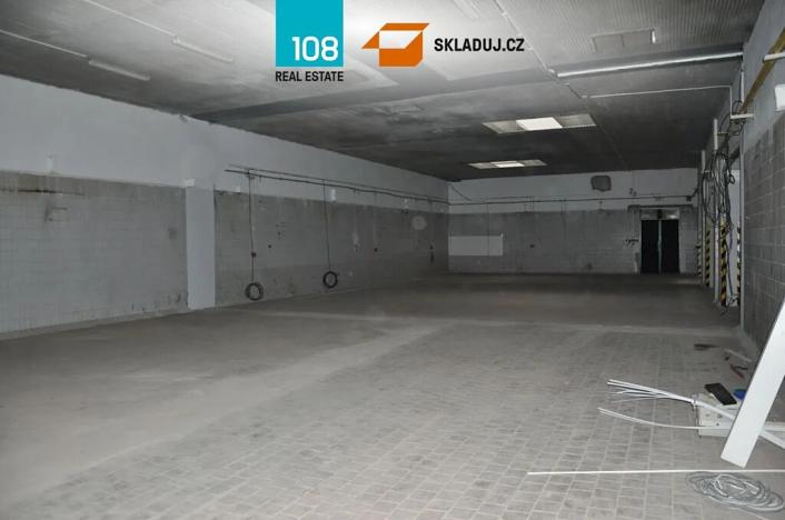 Pronájem skladu, Chomutov, 1300 m2