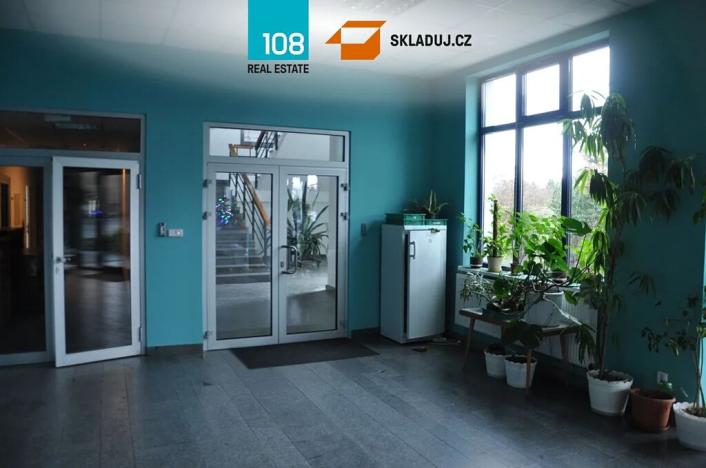 Pronájem skladu, Chomutov, 1300 m2