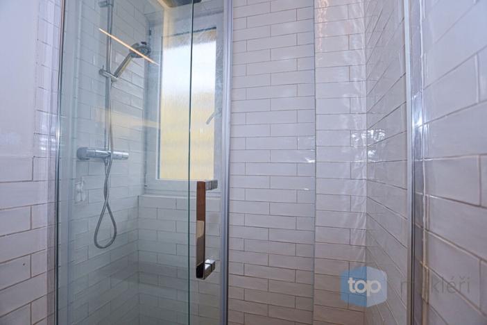 Prodej bytu 2+kk, Praha - Holešovice, U staré plynárny, 43 m2