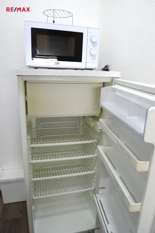 Pronájem bytu 2+kk, Praha - Řepy, Makovského, 40 m2