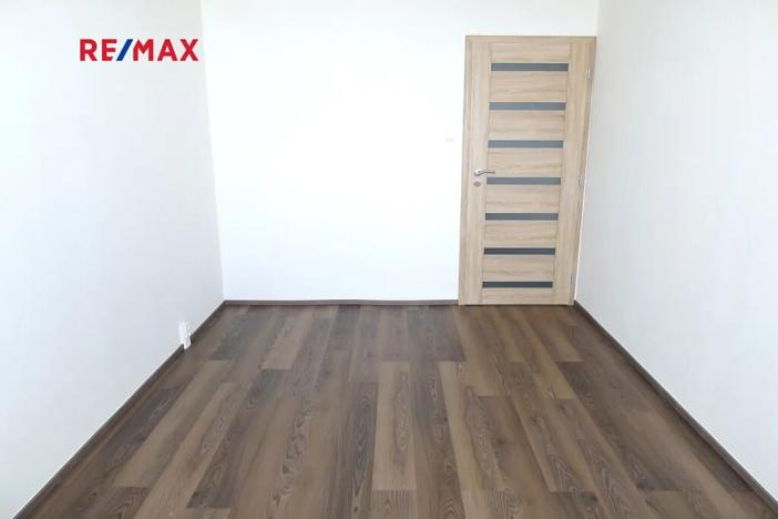 Pronájem bytu 2+kk, Praha - Řepy, Makovského, 40 m2