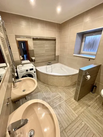 Pronájem bytu 3+kk, Praha - Kobylisy, Na pěšinách, 77 m2