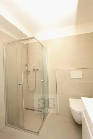 Pronájem bytu 1+kk, Praha - Holešovice, Vinařská, 40 m2