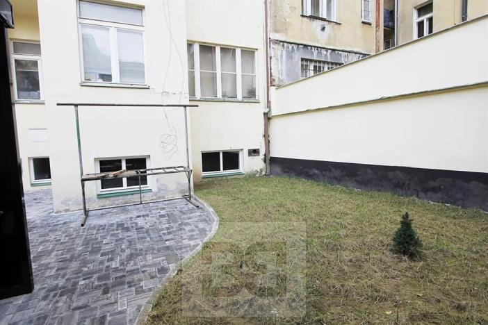Pronájem bytu 1+kk, Praha - Holešovice, Vinařská, 40 m2