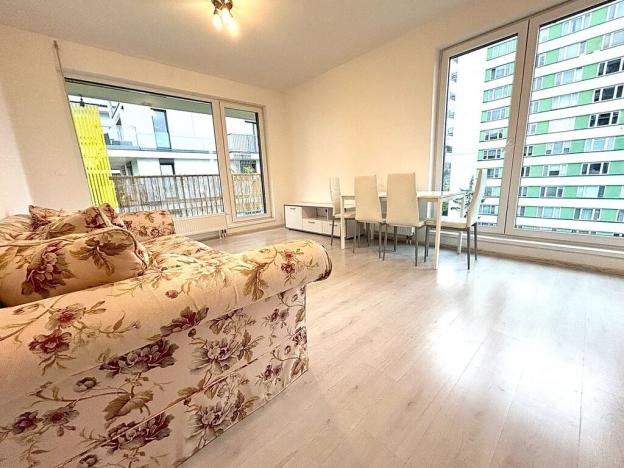 Pronájem bytu 2+kk, Praha - Malešice, Počernická, 60 m2