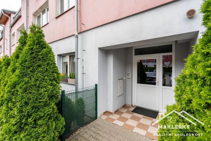 Prodej bytu 2+kk, Břežany II, 56 m2