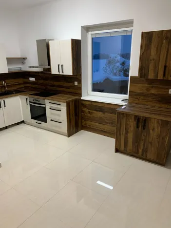 Pronájem bytu 2+kk, České Budějovice, 58 m2