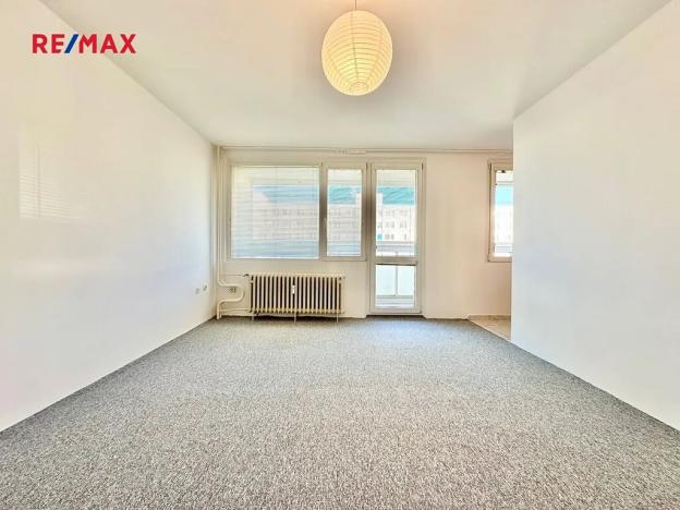 Pronájem bytu 1+kk, Pardubice, Gagarinova, 28 m2